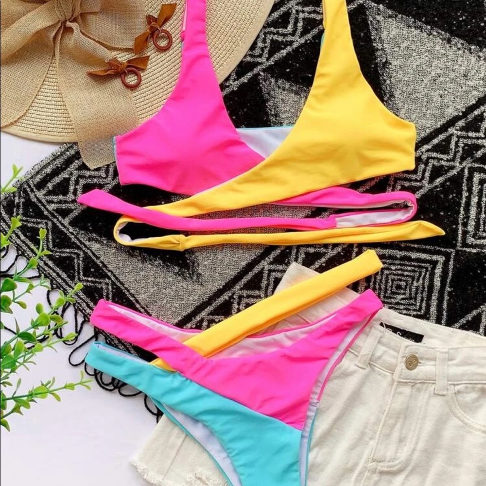 Neon Colorblock bikini 👙 - Picture 3 of 4